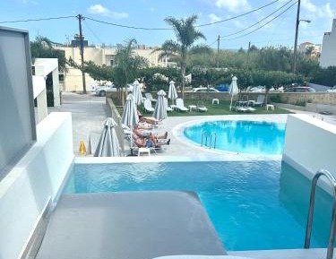 Junior Suite with Private Pool