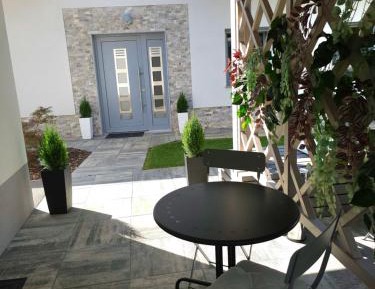 Studio with Terrace