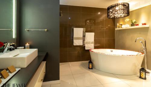 King Room with Garden View