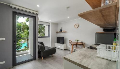 One-Bedroom Apartment