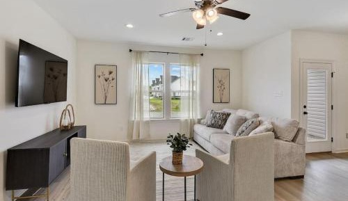 Three-Bedroom Townhouse