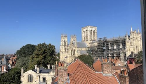 2 Bedroom Luxury Apartment