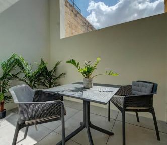 Deluxe Double Room 3rd floor Private terrace 12