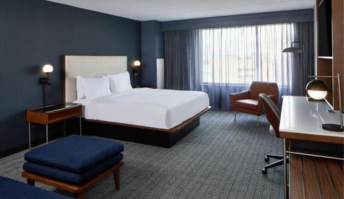 King Room with Sofa Bed