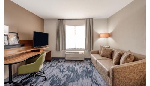 King Suite with Sofa Bed