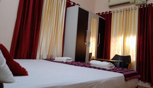 Deluxe Double Room with Shower