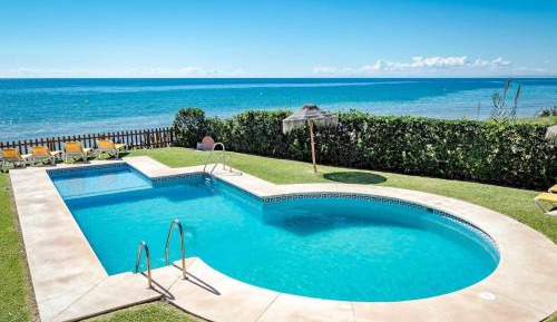 Three-Bedroom Townhouse