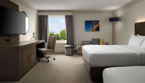 Queen Room with Two Queen Beds - Non-Smoking