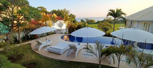 Villa with Sea View