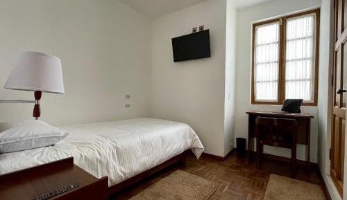 Single Room with Private Bathroom