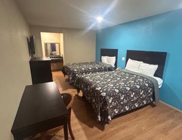 Double Room with Two Double Beds - Smoking