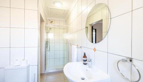 Deluxe Double Room with Bath