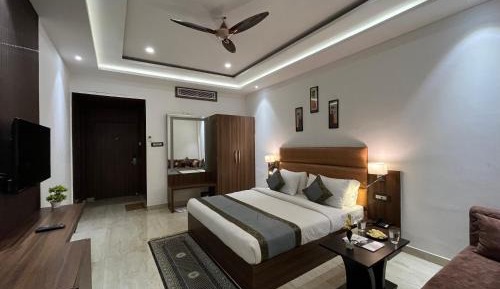 Superior King Room