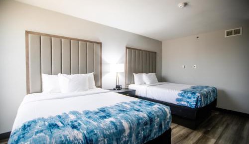 One-Bedroom Suite with Two Queen Beds - Non-Smoking