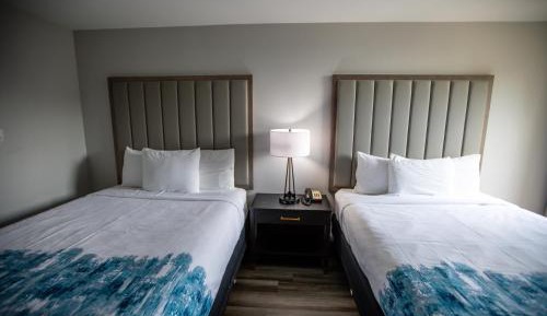 Deluxe Queen Room with Two Queen Beds