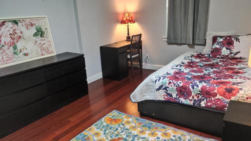 Queen Room with Shared Bathroom