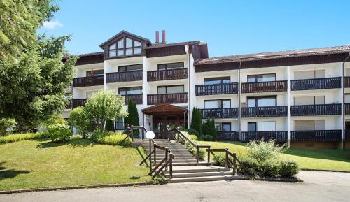 Superior One-Bedroom Apartment with Balcony