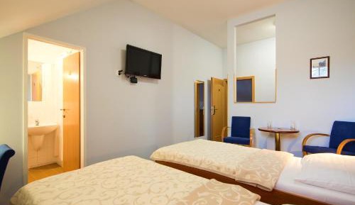Economy Double or Twin Room