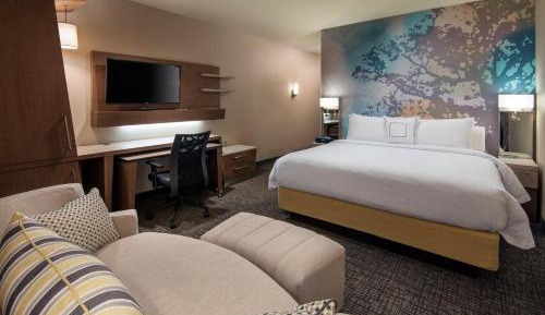 King Room with Sofa Bed - Pool View or City View