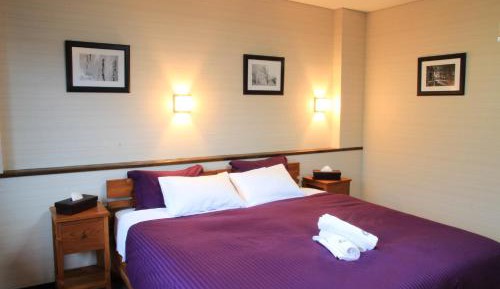 Double or Twin Room with Private Bathroom