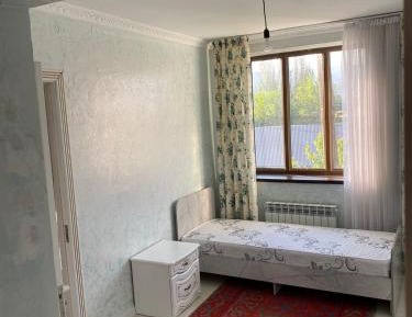 Single Room with Mountain View