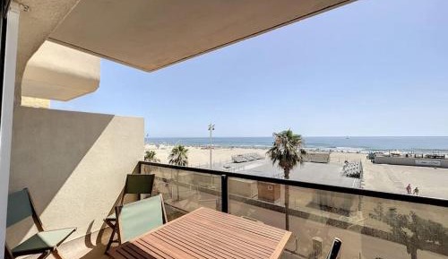 Studio with Sea View