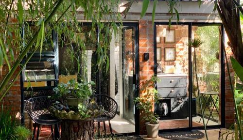 Apartment with Garden View