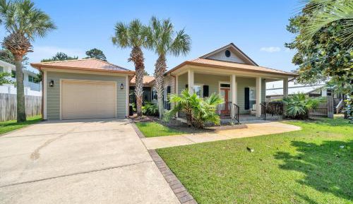 Four-Bedroom Holiday Home