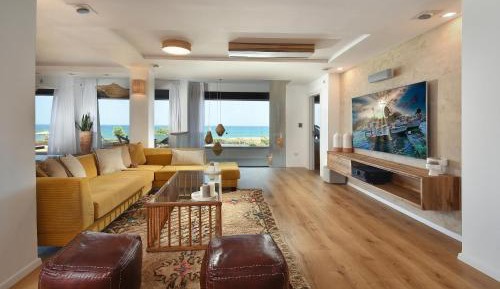 Apartment with Sea View