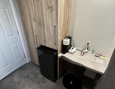 Single Room with Shared Bathroom