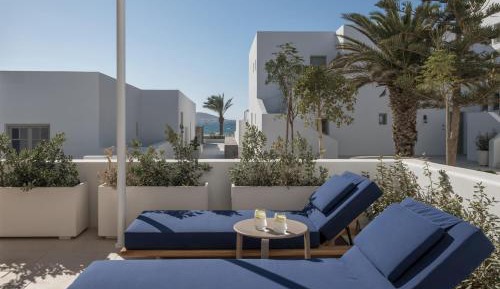 Flare Suite, 1 Bedroom Larger Suite, 1 King, Resort view 