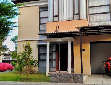 Five-Bedroom House