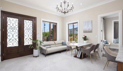 Deluxe Family Suite