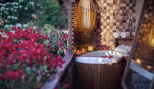 King Suite Deluxe (No Children)