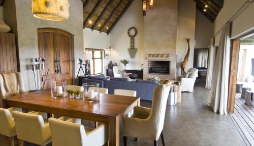 3 bedroom Lehele Lodge Villa  Includes 2 Game Drives