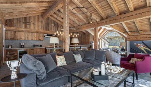 Chalet (14 Adults)