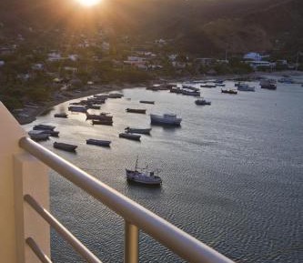 Deluxe Double Room with Balcony and Sea View