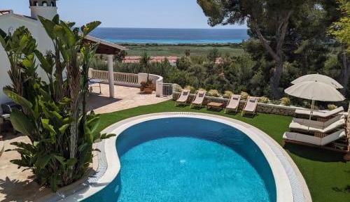 Villa with Sea View