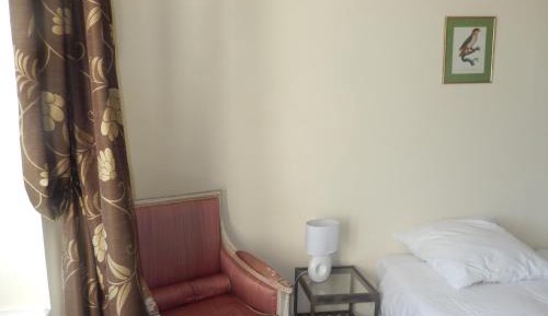 Twin Room with Shower