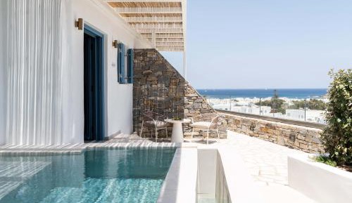 Deluxe Suite with Private Pool and Sea View