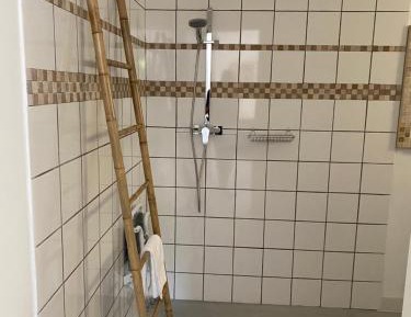 Apartment with Garden View