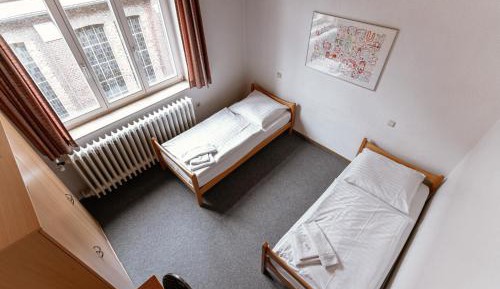 Twin Room with Bathroom