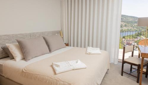 Suite with River View