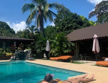 Family Room with Garden View
