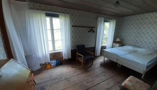 Double Room with Shared Bathroom