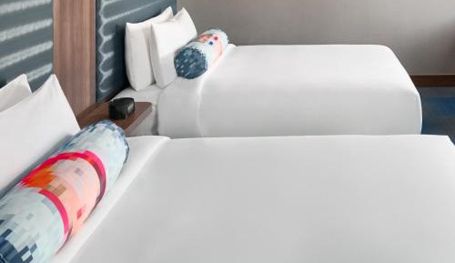 Aloft Room, 2 Double