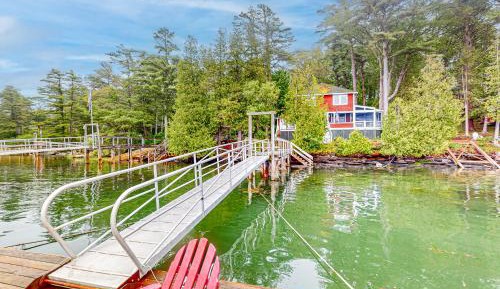 Four bedroom holiday home 