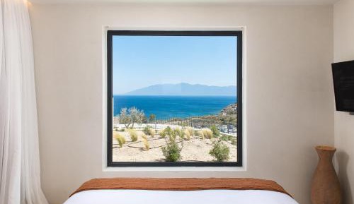 Junior Suite Sea View with Hot Tub