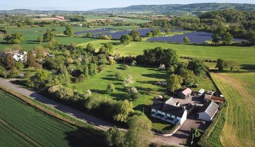  One Bedroom Apartment With Kitchen