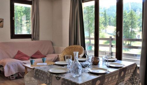 Apartment (6 Adults)